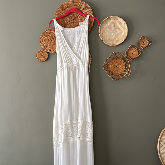 Boho Maxi Dress ๐ - Picture 3 of 6